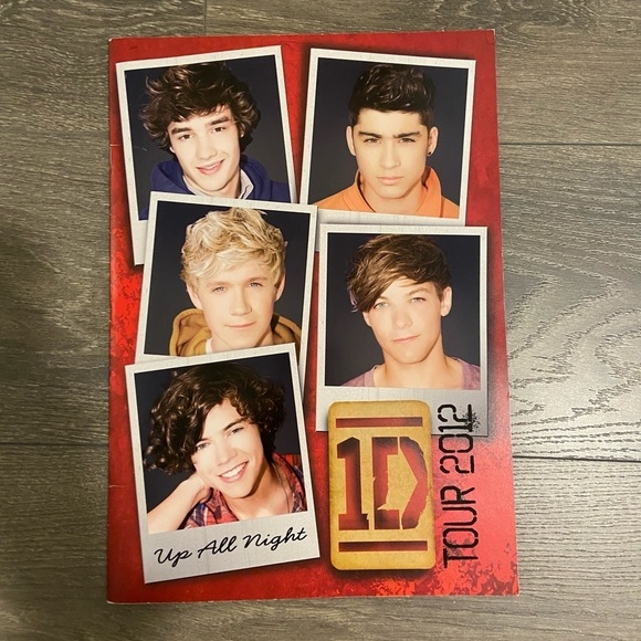 One Direction Up All Night Tour Program 2012 - Picture 2 of 5